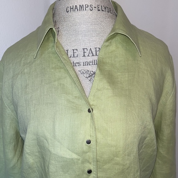 FINAL MARKDOWN before deleting…NWOT 100% LINEN TOP SIZE LARGE - Picture 2 of 6